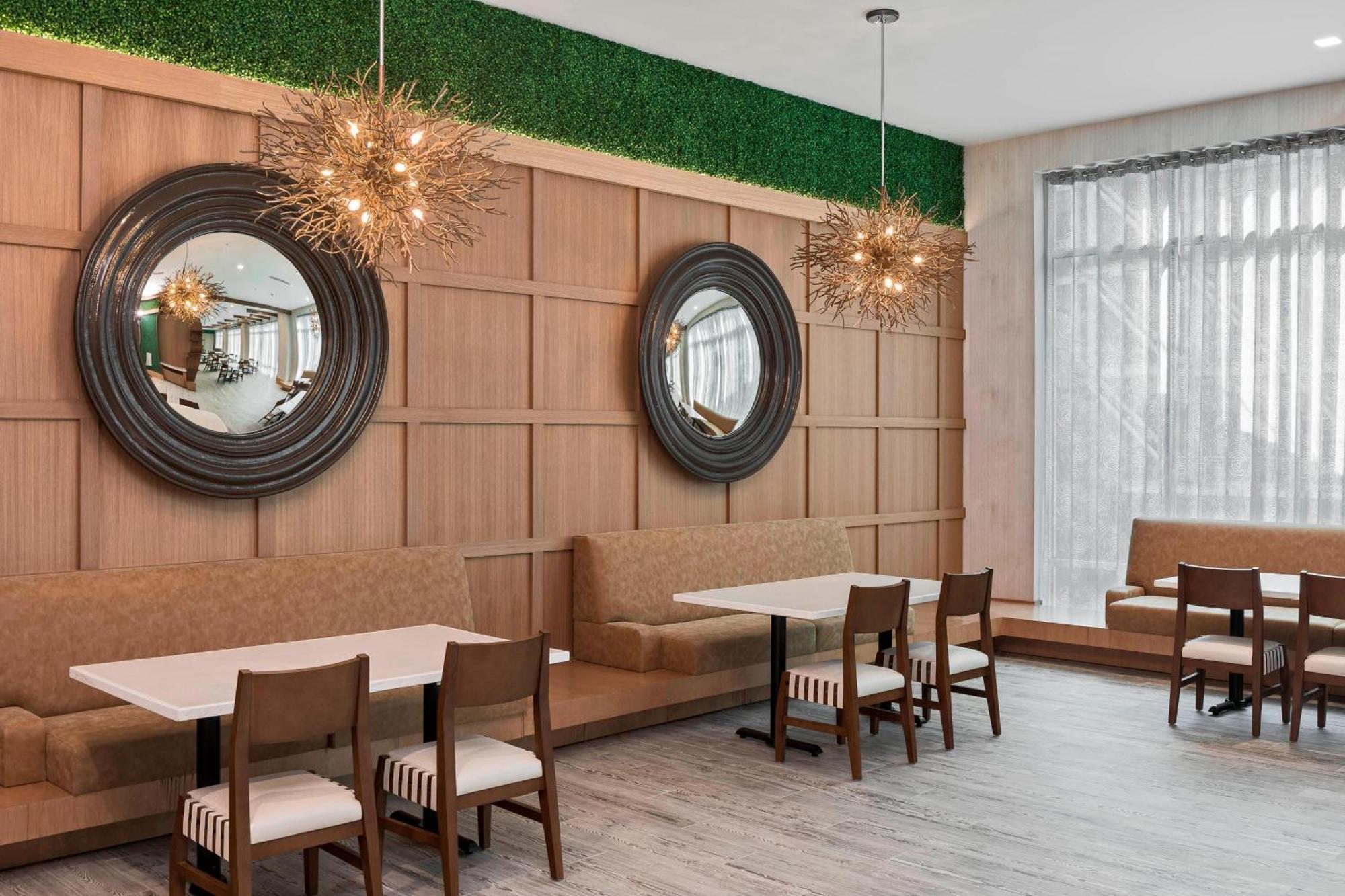 Springhill Suites By Marriott Greenville Downtown Dış mekan fotoğraf