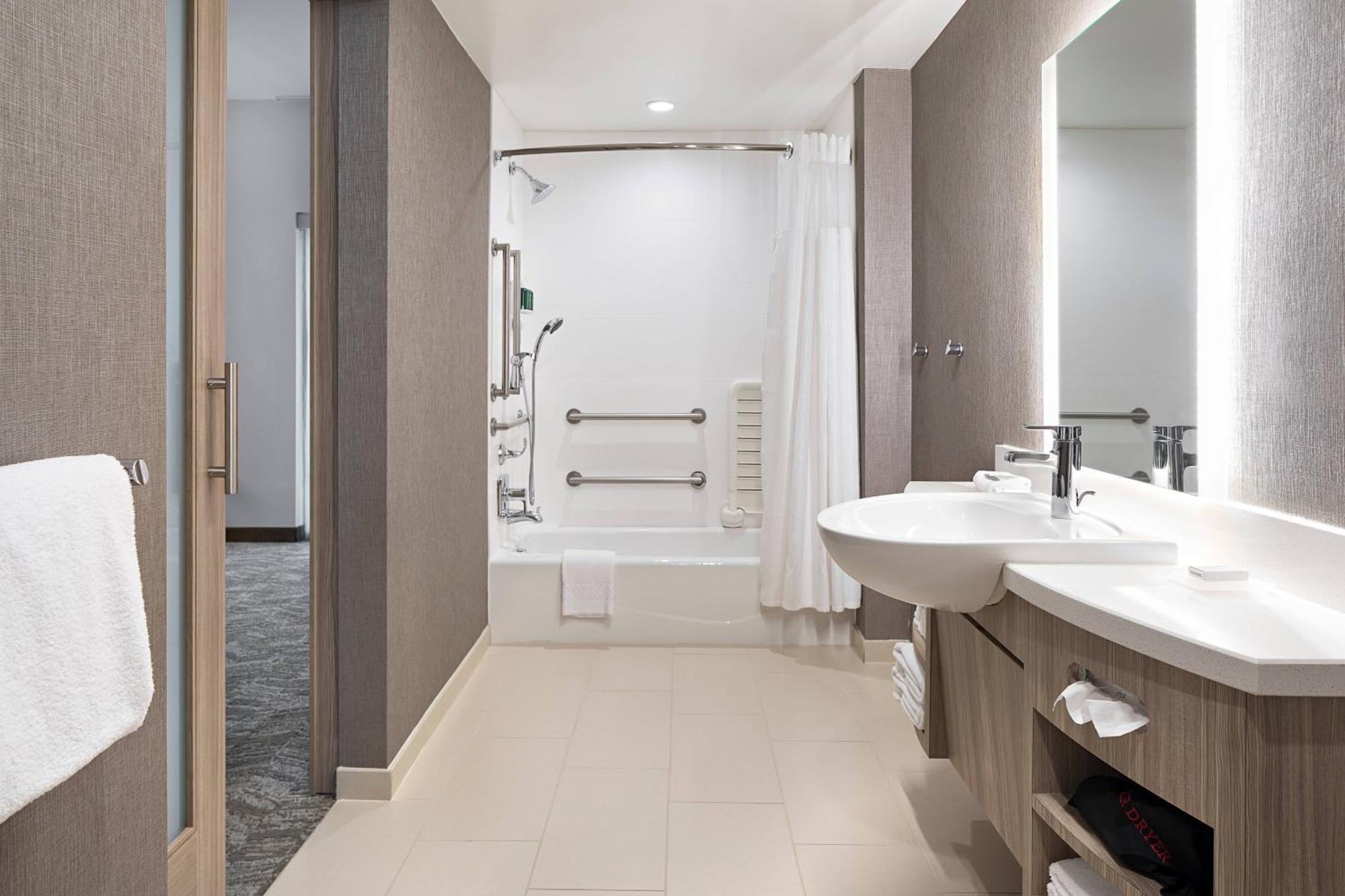 Springhill Suites By Marriott Greenville Downtown Dış mekan fotoğraf